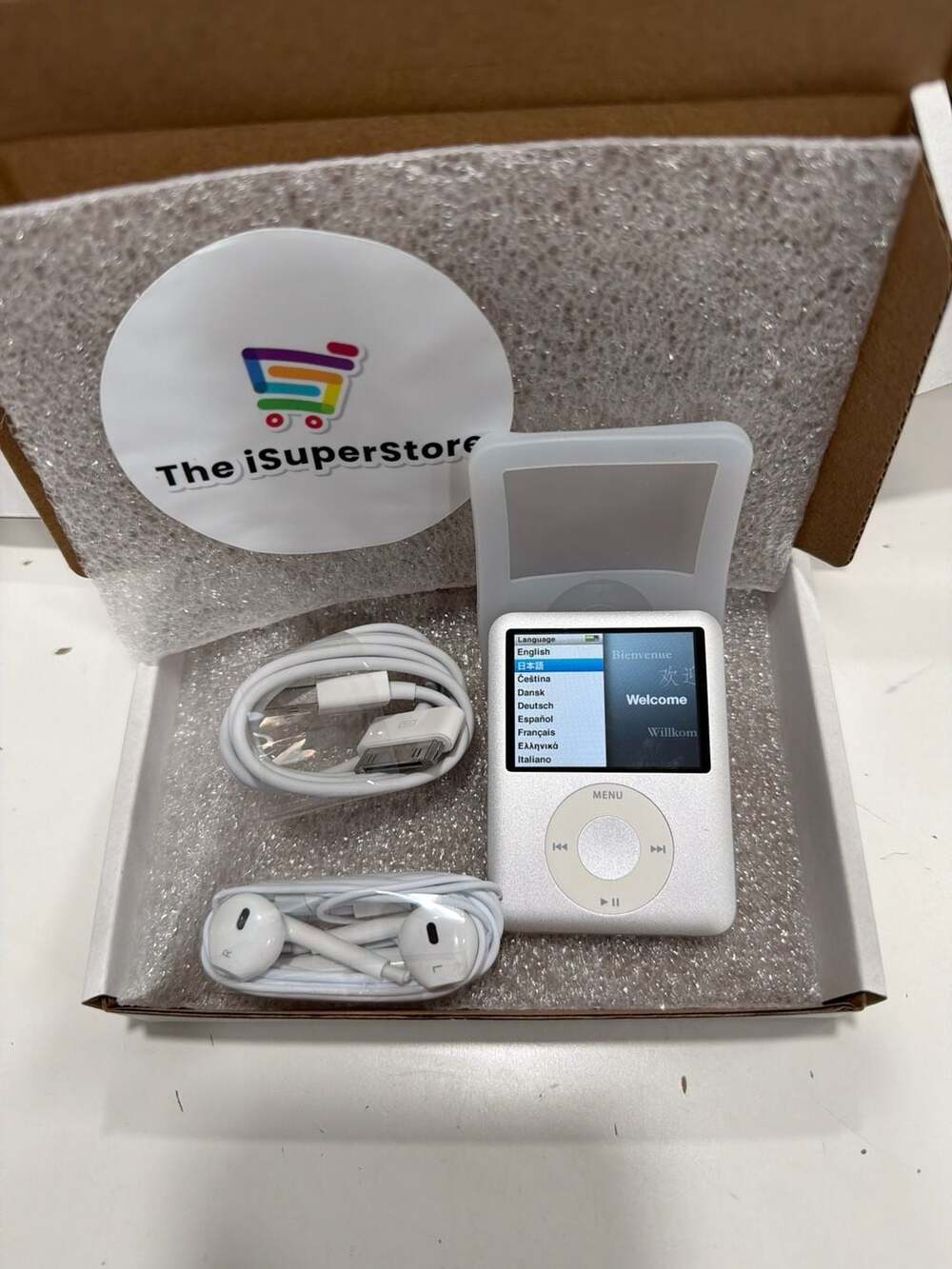 Refurbished Apple iPod 3rd Generation 8GB Silver - Mint- 1 YR Warranty